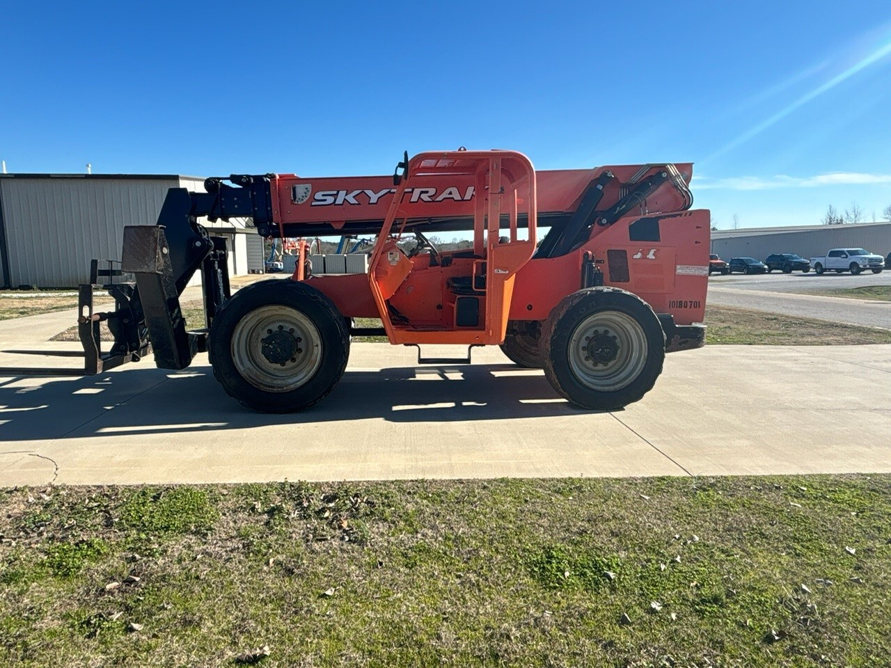 2016 SKYTRAK 10054 in Fountain Inn, SC