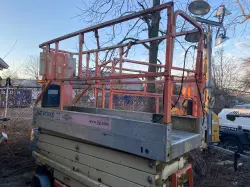 2006 JLG 2630ES