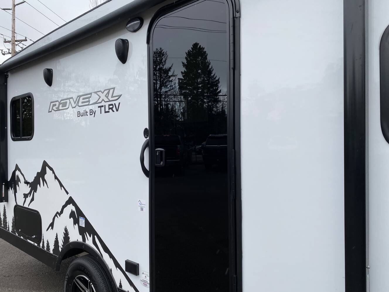 A photo of this 2024 Travel Lite Rove Lite XL 17CC