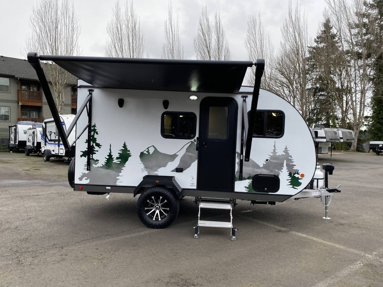 A photo of this 2027 Travel Lite ROVE LITE 14FB