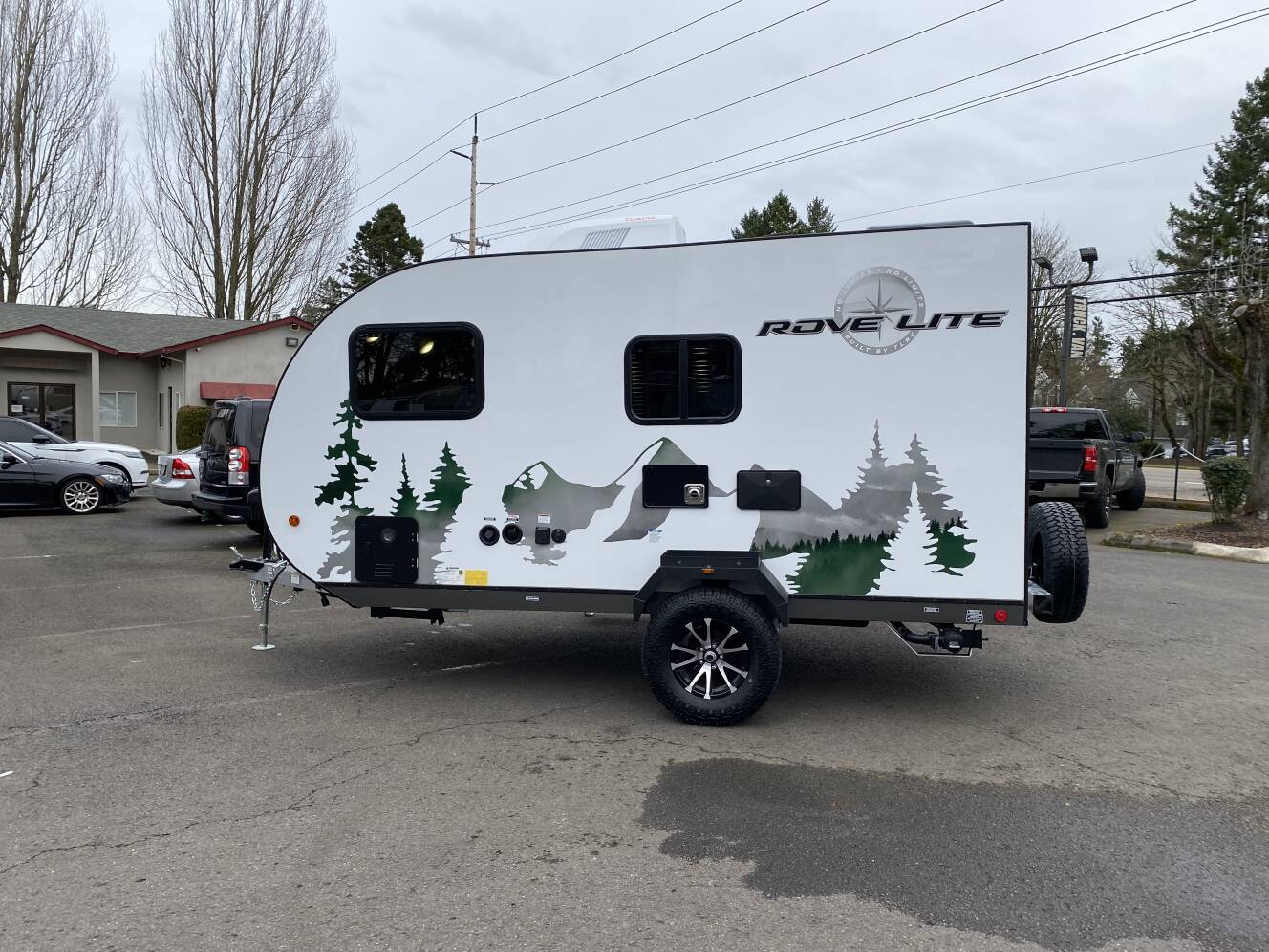 A photo of this 2027 Travel Lite ROVE LITE 14FB