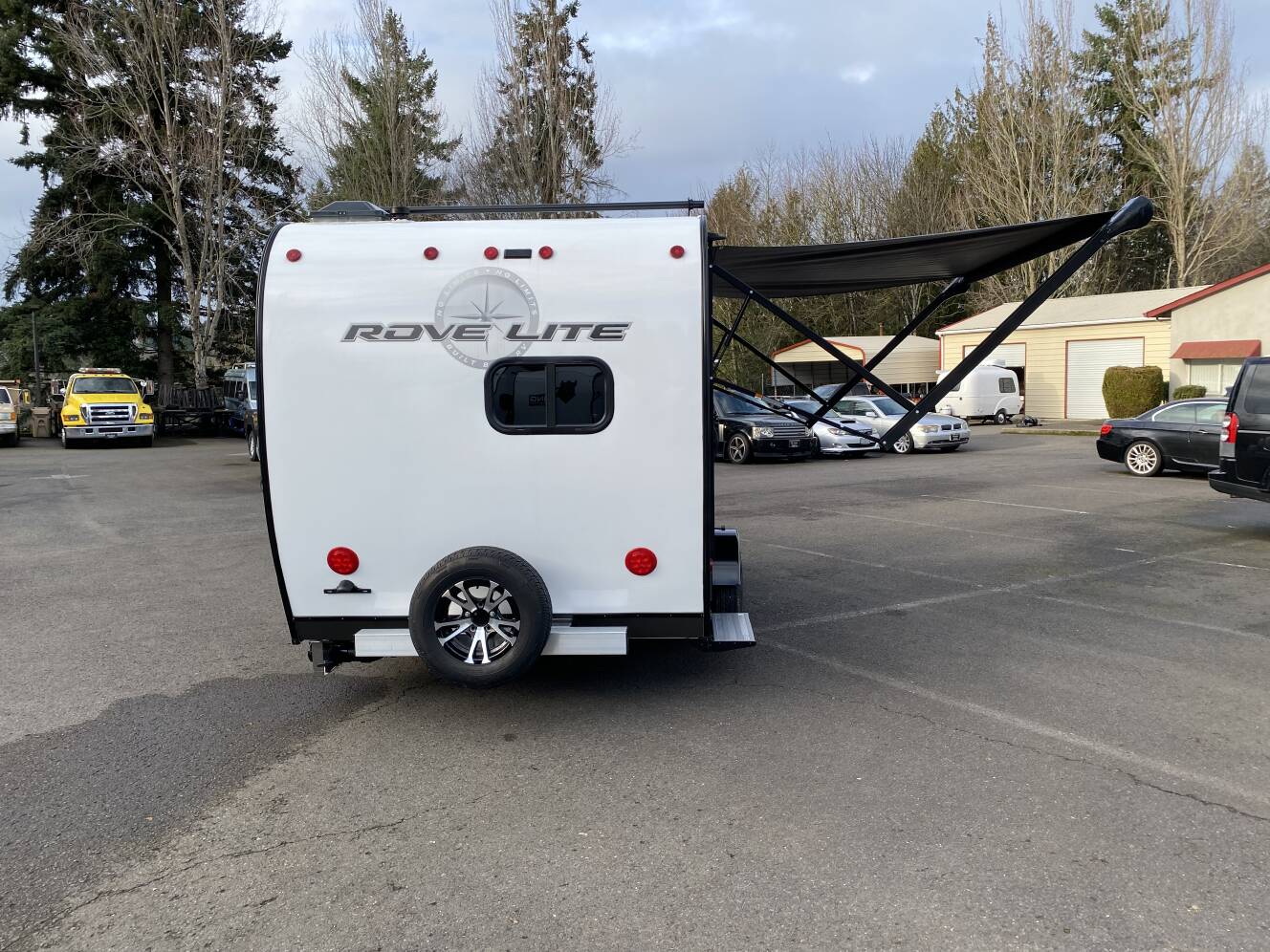 A photo of this 2027 Travel Lite ROVE LITE 14FD