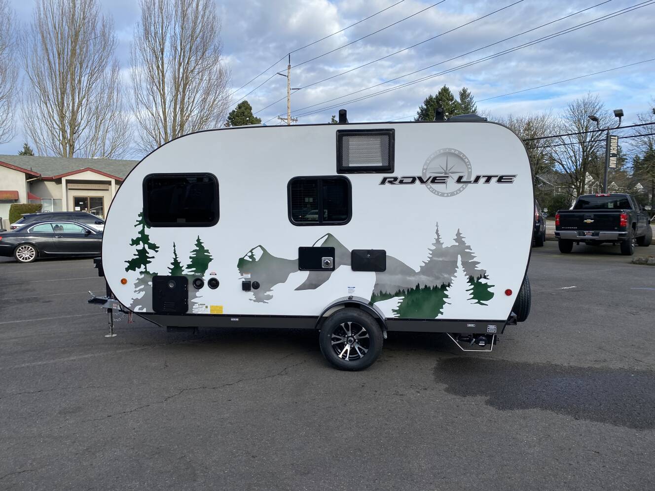 A photo of this 2027 Travel Lite ROVE LITE 14FD