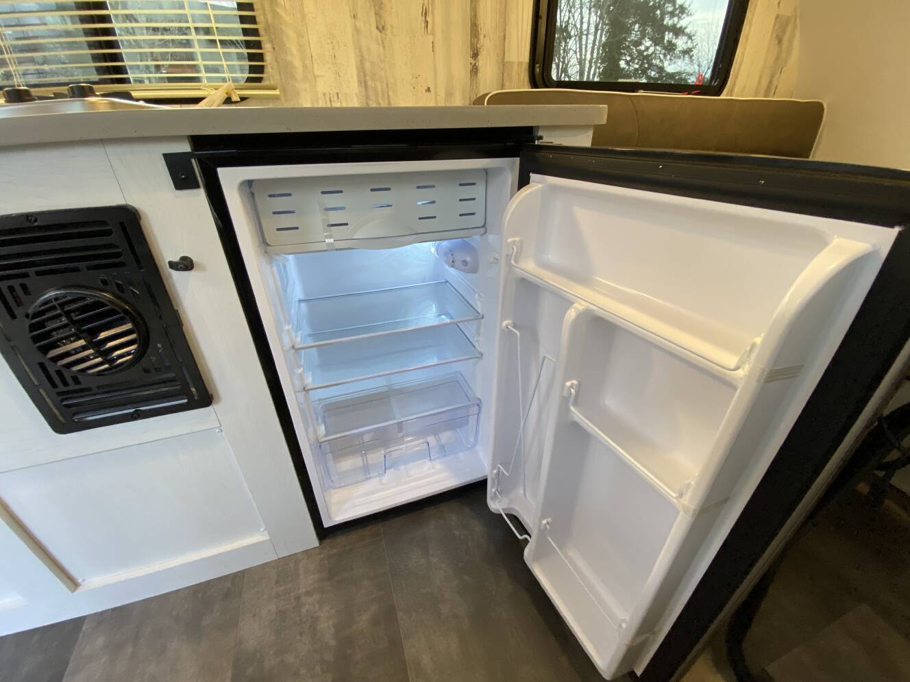 A photo of this 2027 Travel Lite ROVE LITE 14FD