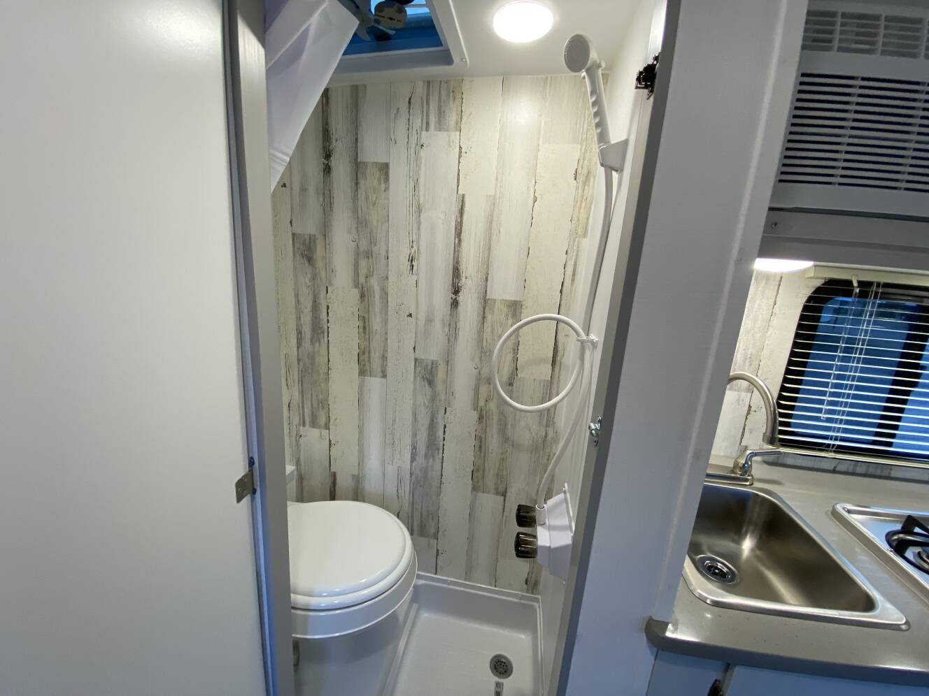 A photo of this 2027 Travel Lite ROVE LITE 14FD