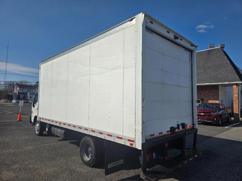 2019 HINO 155