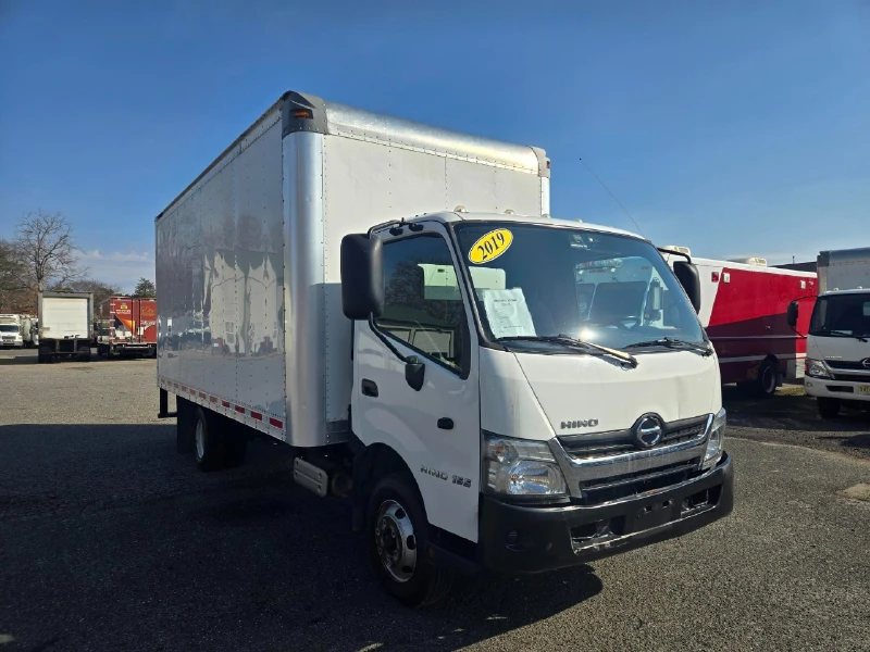 2019 HINO 155