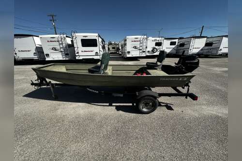 2011 Tracker TOPPER 14 in san bernardino CA