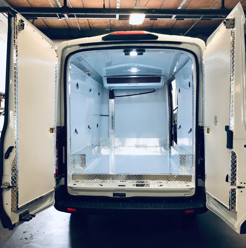 2024 FORD TRANSIT 250 MEDIUM ROOF CARGO VAN in Deer Park, NY