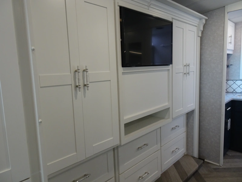 2024 WINNEBAGO ADVENTURER 36Z