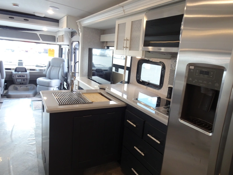 2024 WINNEBAGO ADVENTURER 36Z
