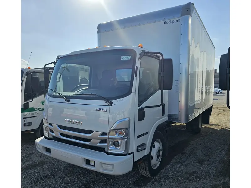 2024 ISUZU NPR HD