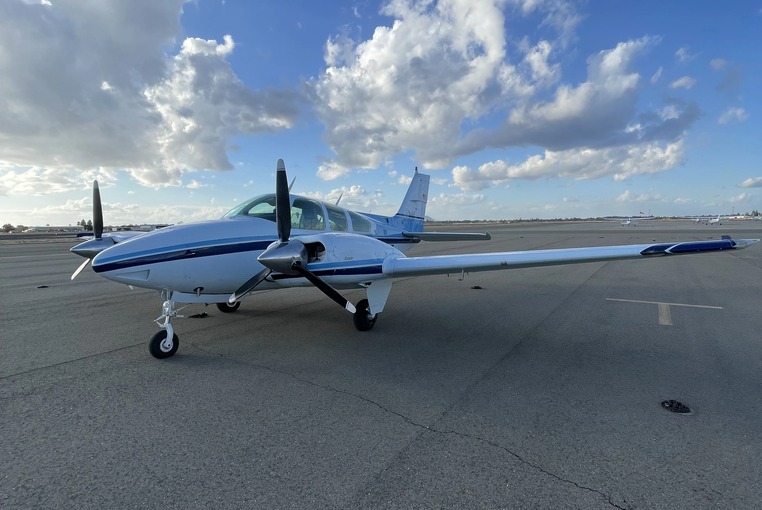 1978 Beechcraft B55 Baron in Schaumburg, IL