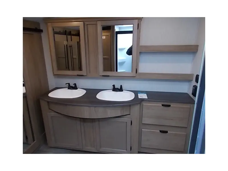 2024 Forest River Sabre 38RLH