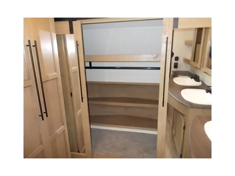 2024 Forest River Sabre 38RLH