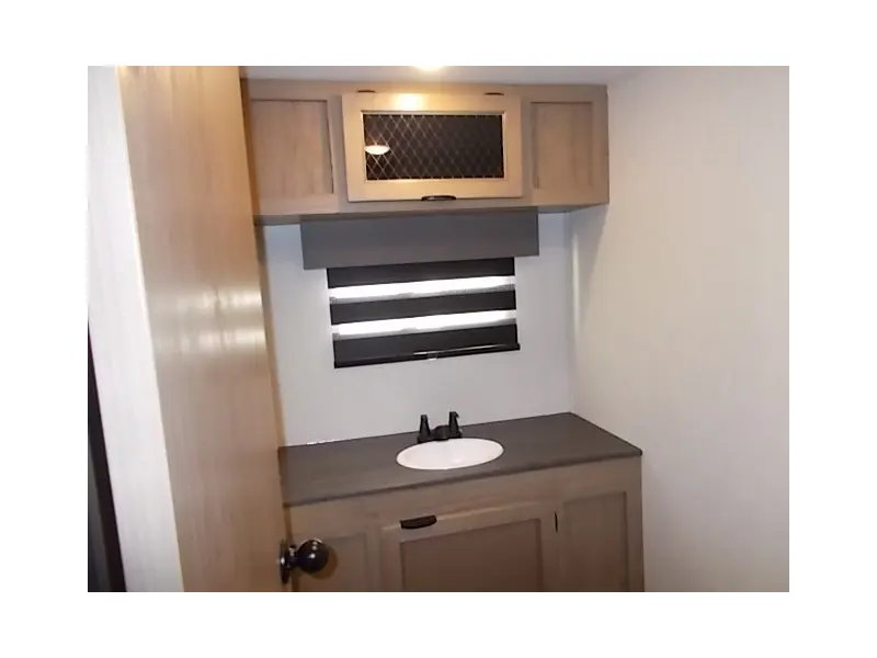 2024 Forest River Sabre 38RLH
