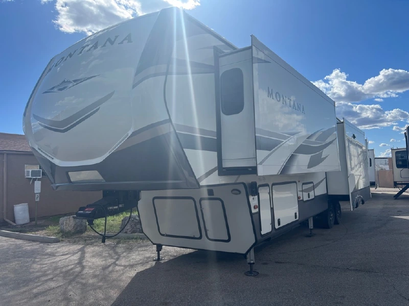 2020 KEYSTONE MONTANA 3721RL