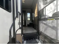 2020 KEYSTONE MONTANA 3721RL