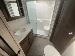 2020 KEYSTONE MONTANA 3721RL
