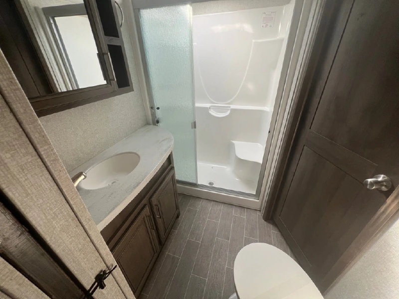2020 KEYSTONE MONTANA 3721RL