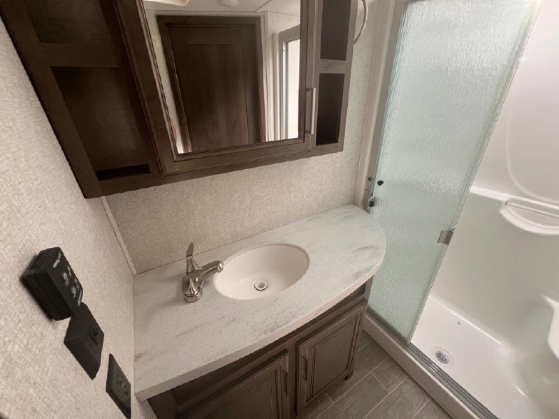 2020 KEYSTONE MONTANA 3721RL