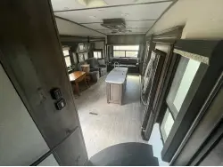 2020 KEYSTONE MONTANA 3721RL
