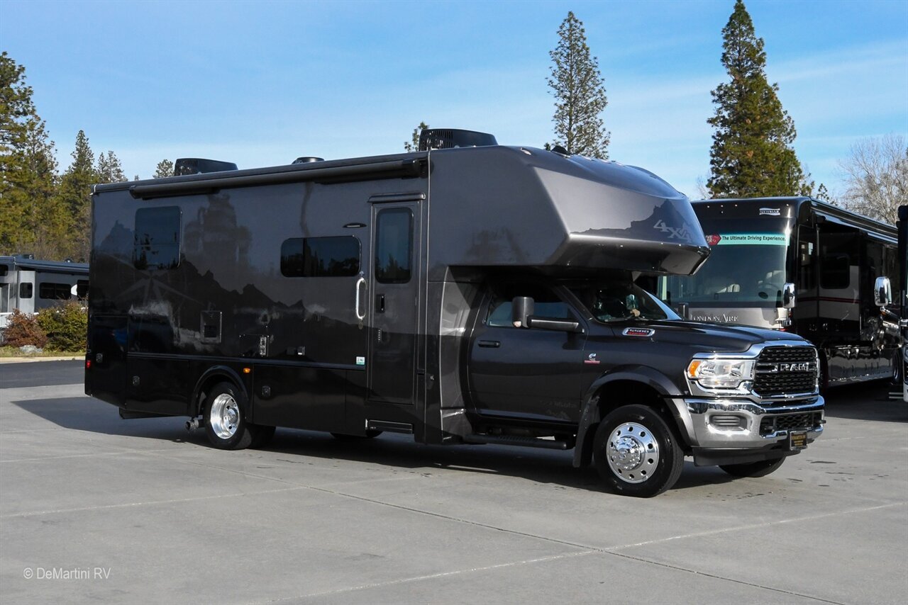 2024 Dynamax Isata 5 4x4 28SS RV
