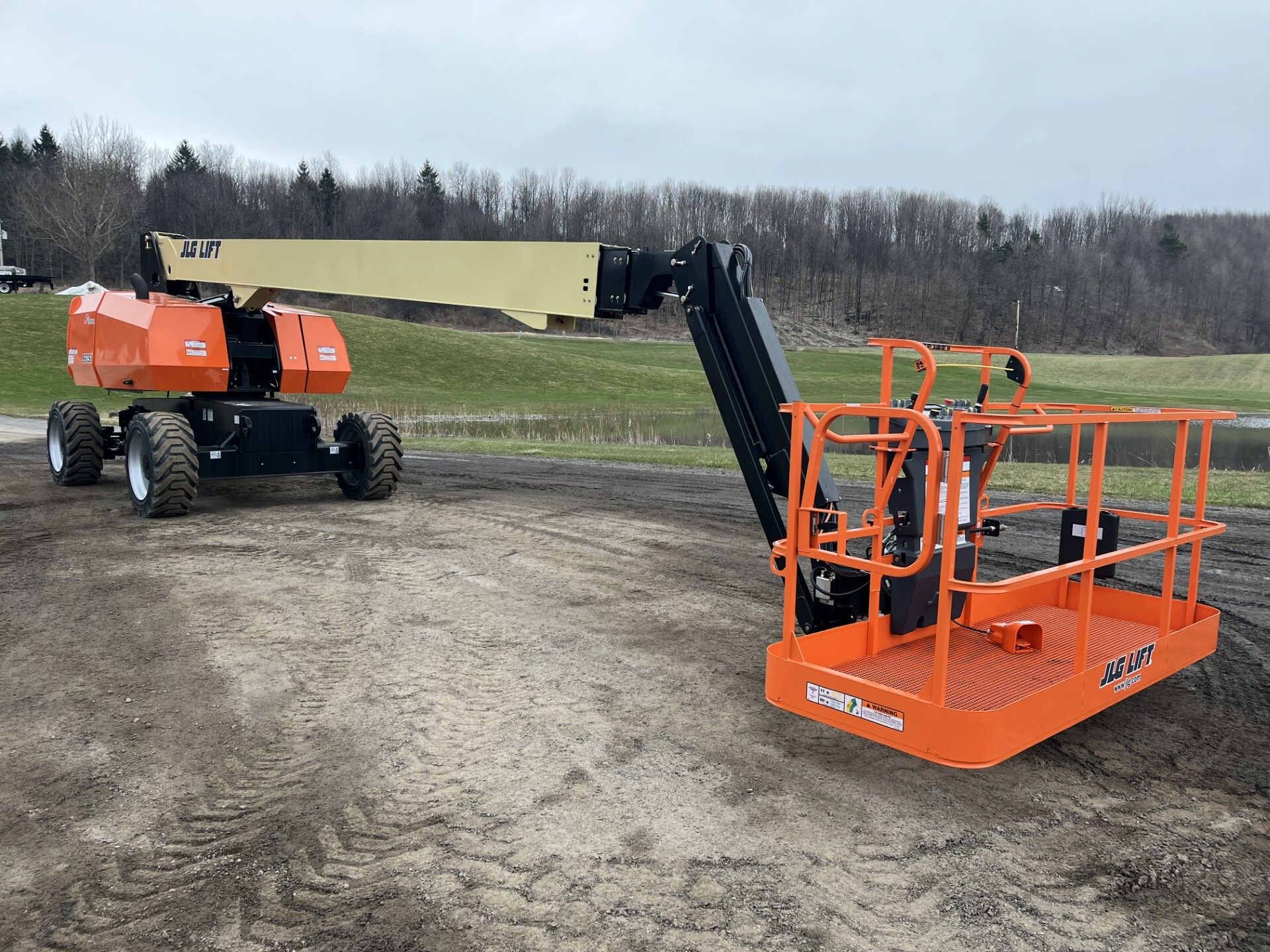 2026 JLG 860SJ in Tully, NY
