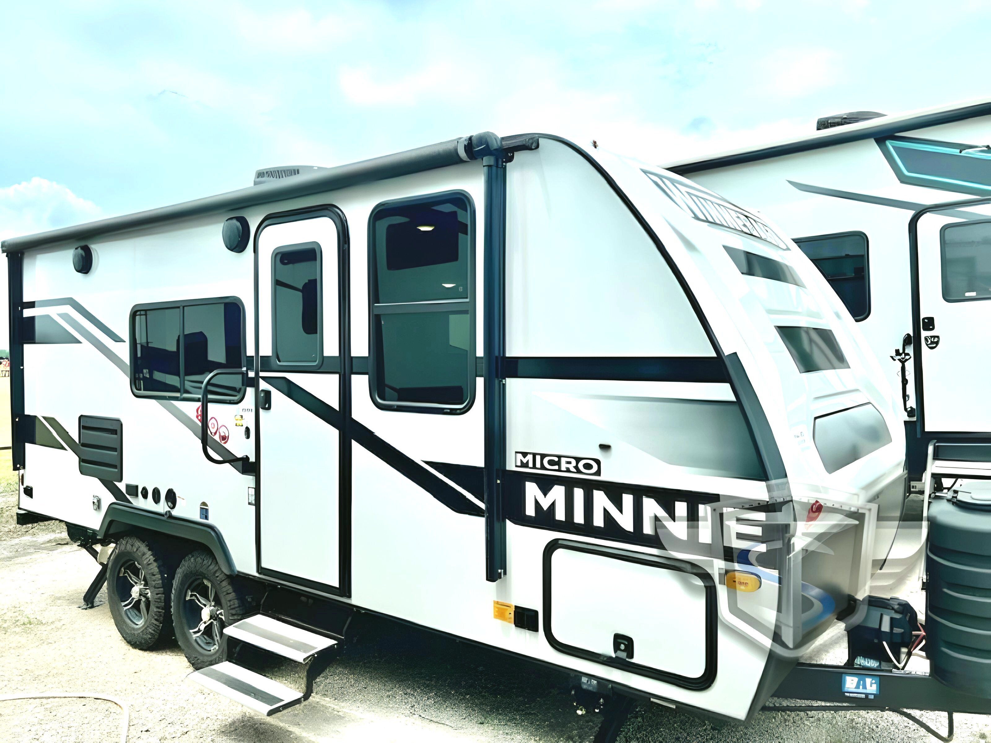 2024 Winnebago Micro Minnie 2108DS RV