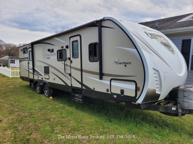 2017 Coachmen FREEDOM EXPRESS LIBERTY EDITION 310BHDSLE in salisbury MD