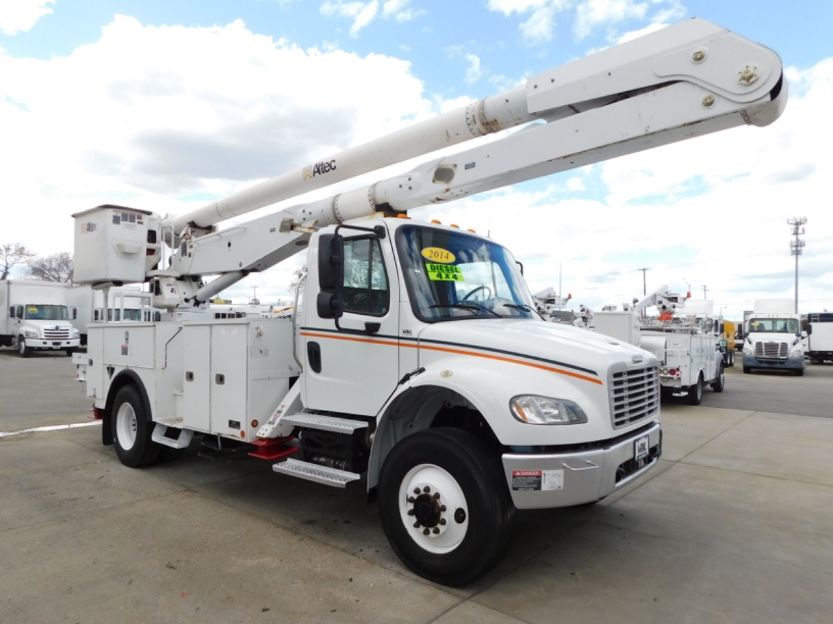 2014 FREIGHTLINER BUSINESS CLASS M2 106 in Norfolk, VA
