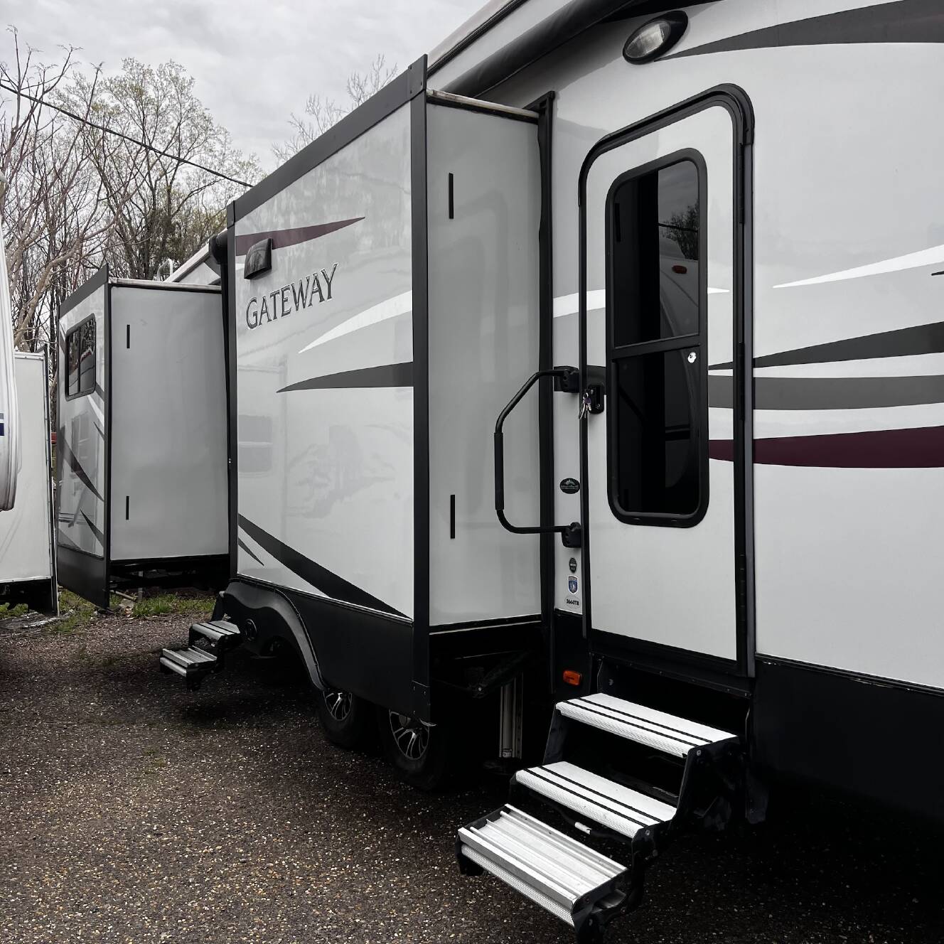 A photo of this 2017 Heartland GATEWAY 3660TB