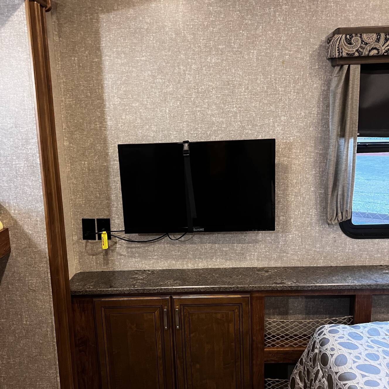 A photo of this 2017 Heartland GATEWAY 3660TB
