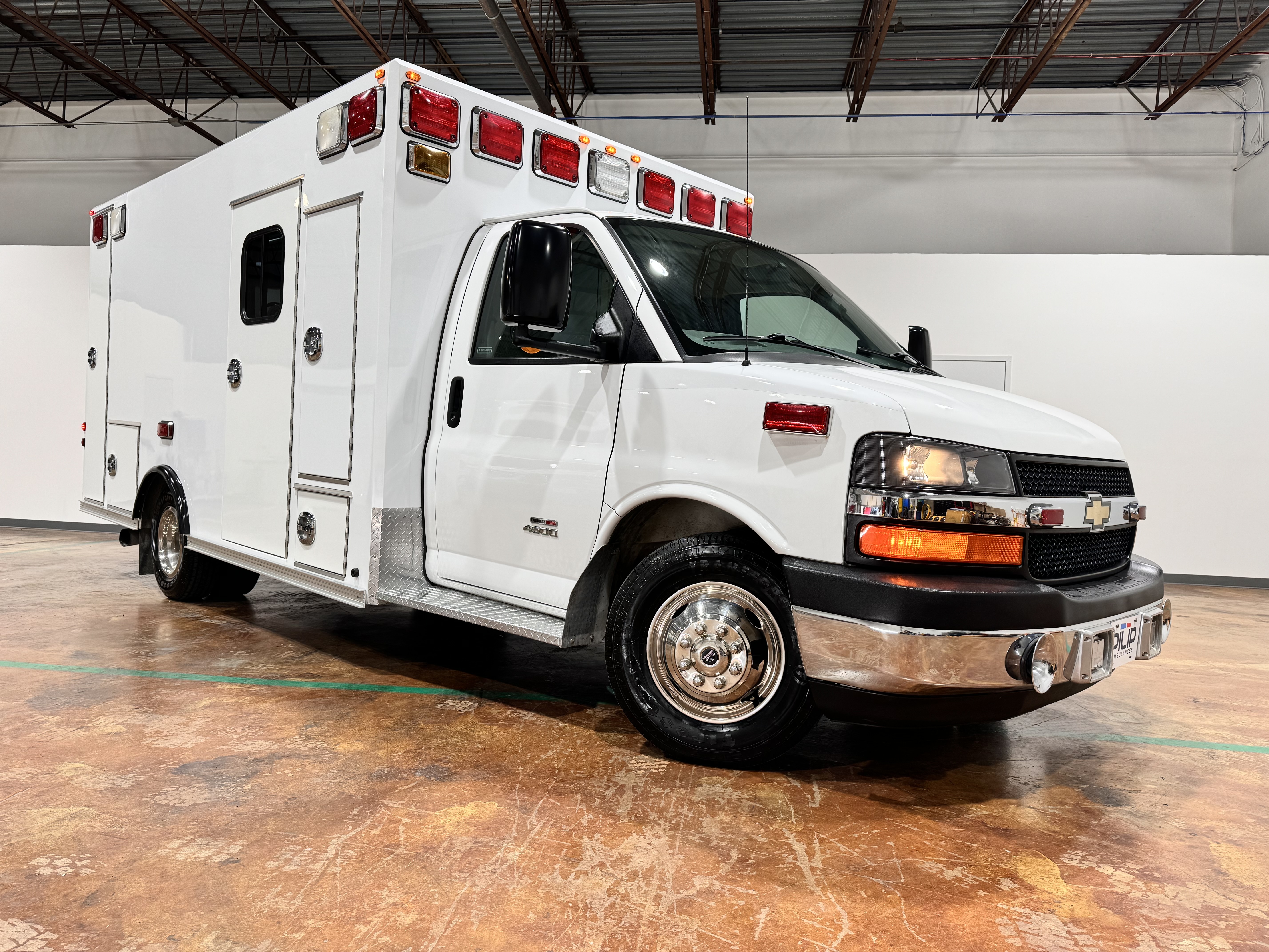 2011 CHEVROLET G4500 in Camp Hill, PA