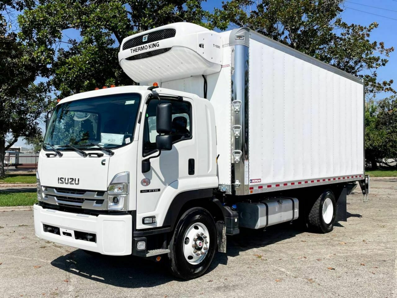 2023 ISUZU FTR in Bakersfield, CA
