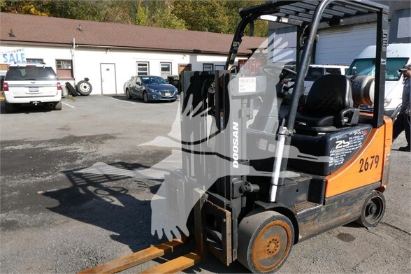 2015 DOOSAN GC25E-5 in Sparrow Bush, NY