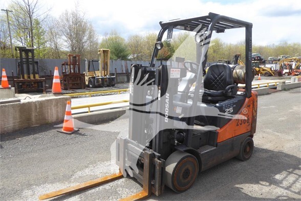 2013 DOOSAN GC25P-5 in Sparrow Bush, NY