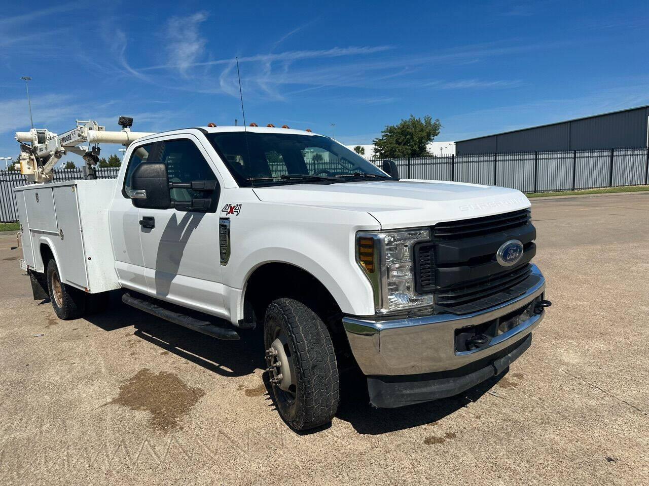 2019 FORD F350 in Houston, TX