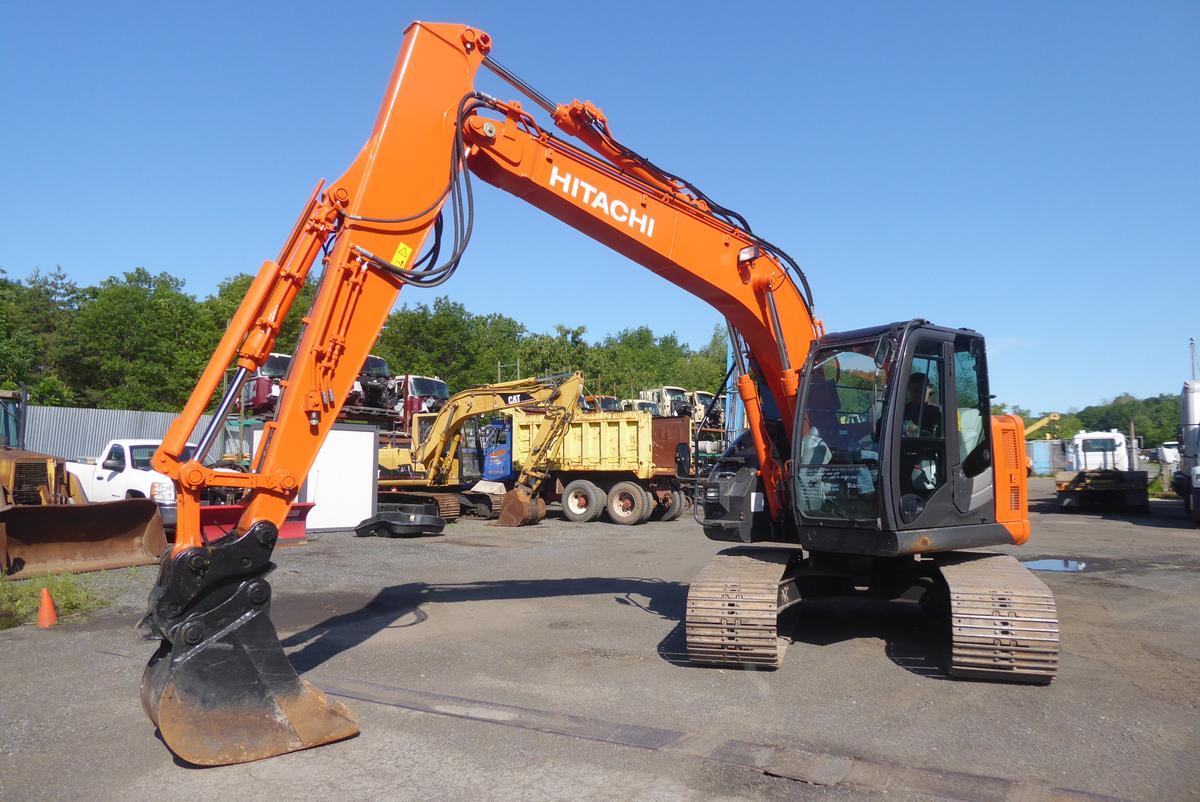 2016 HITACHI ZX135US-5B in Sparrow Bush, NY