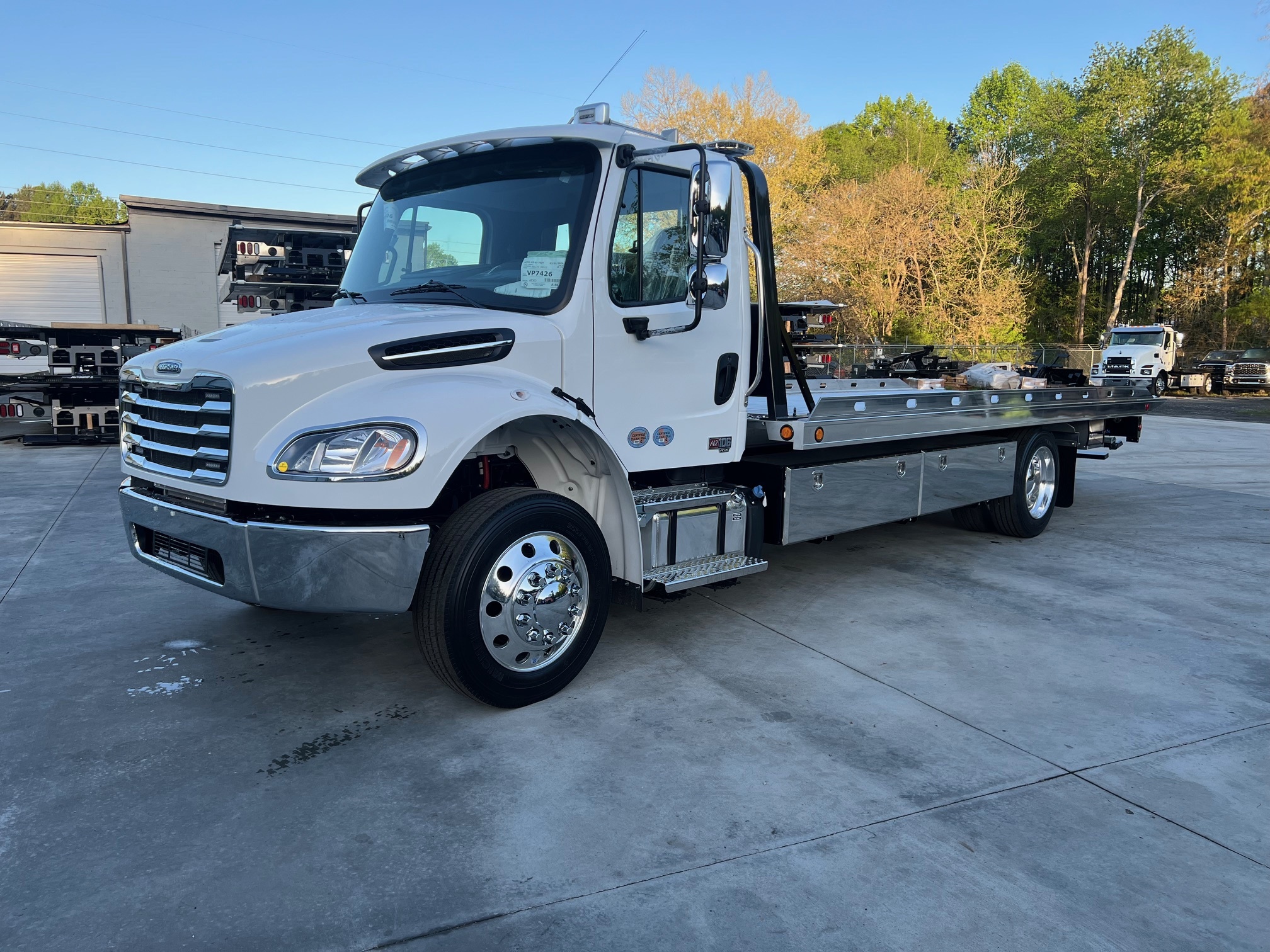 2027 FREIGHTLINER BUSINESS CLASS M2 in Lilburn, GA