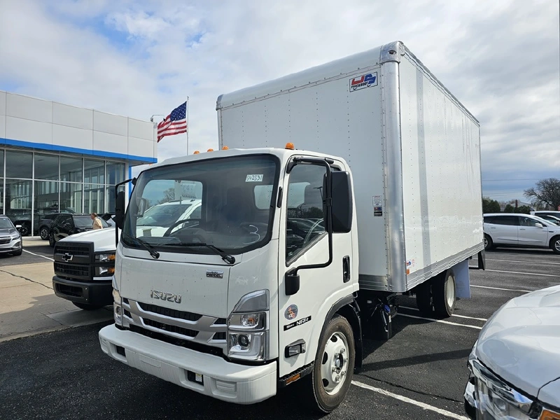 2024 ISUZU NRR