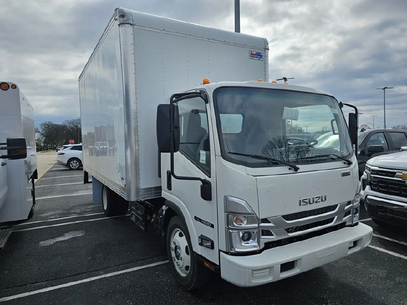 2024 ISUZU NRR