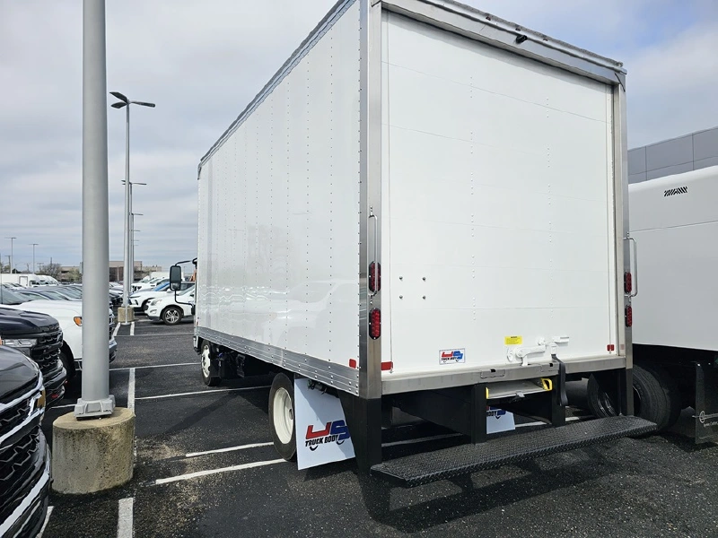 2024 ISUZU NRR