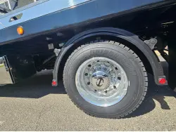 2024 HINO 22 FT ROLLBACK
