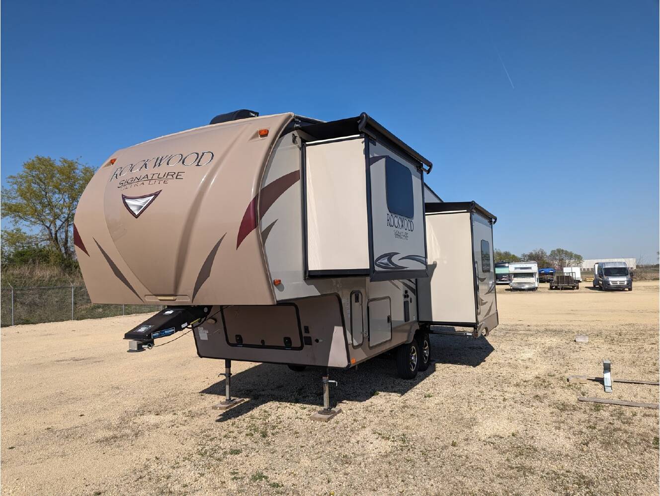 A photo of this 2018 Forest River ROCKWOOD SIGNATURE ULTRA LITE 8244BS