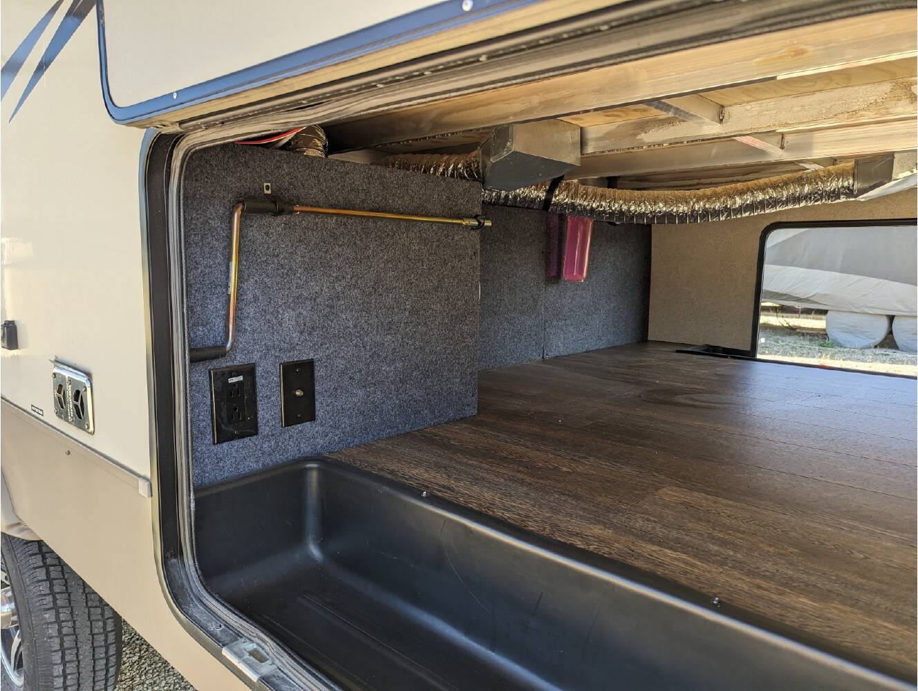 A photo of this 2018 Forest River ROCKWOOD SIGNATURE ULTRA LITE 8244BS