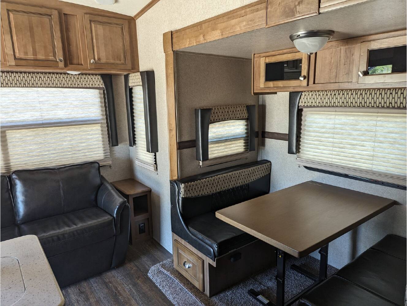 A photo of this 2018 Forest River ROCKWOOD SIGNATURE ULTRA LITE 8244BS