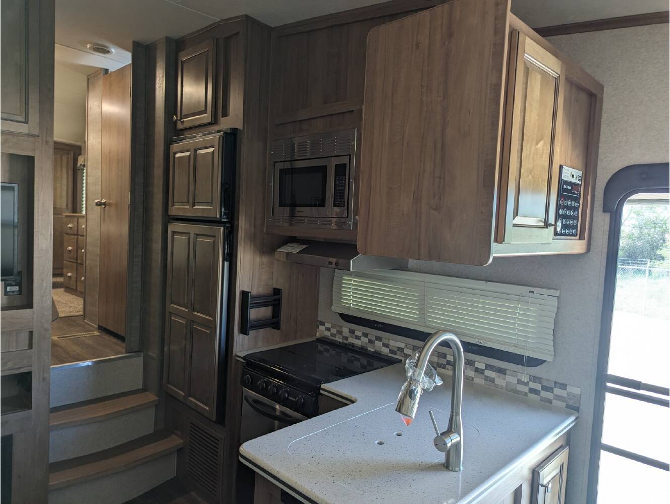 A photo of this 2018 Forest River ROCKWOOD SIGNATURE ULTRA LITE 8244BS