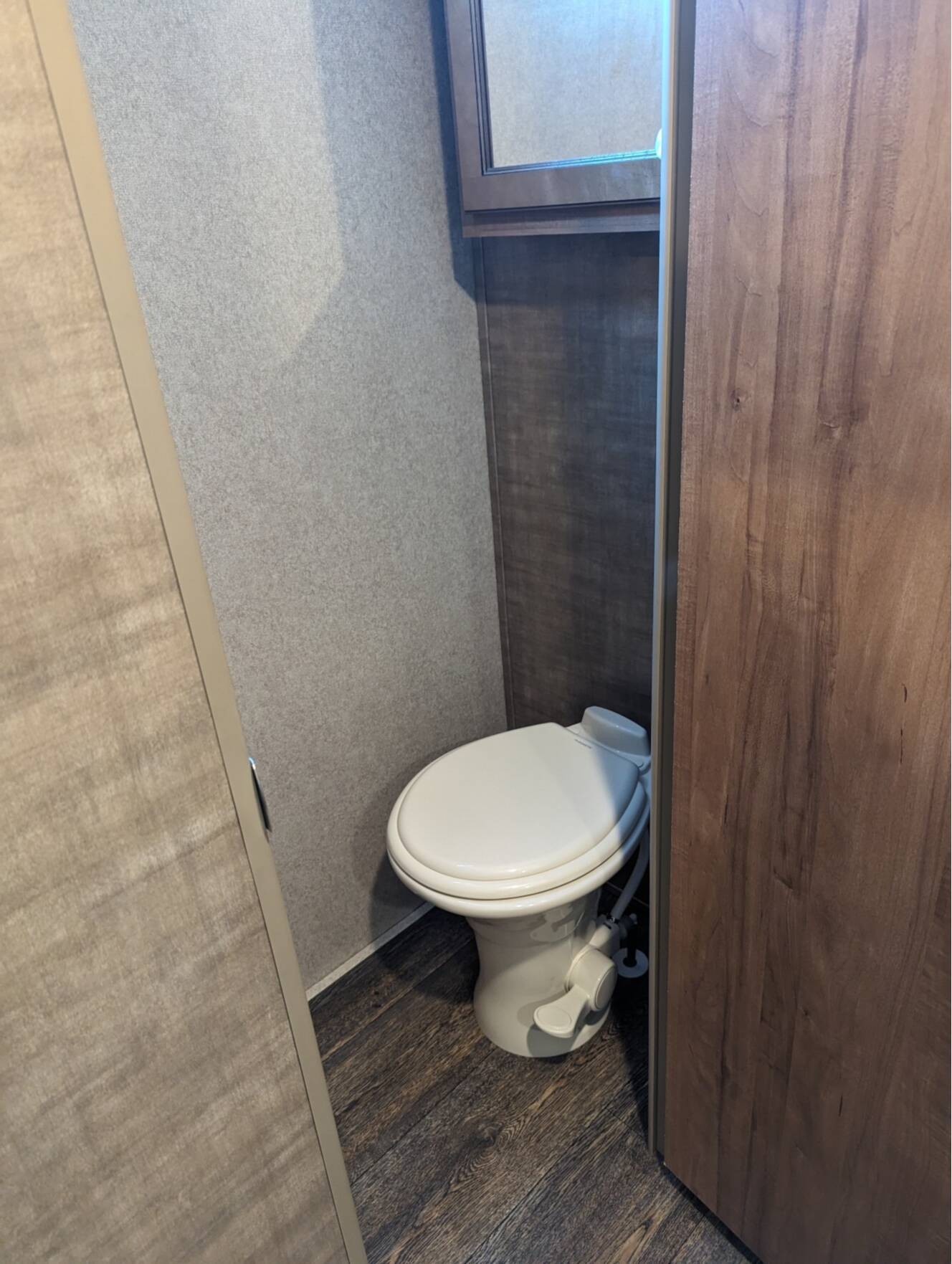 A photo of this 2018 Forest River ROCKWOOD SIGNATURE ULTRA LITE 8244BS