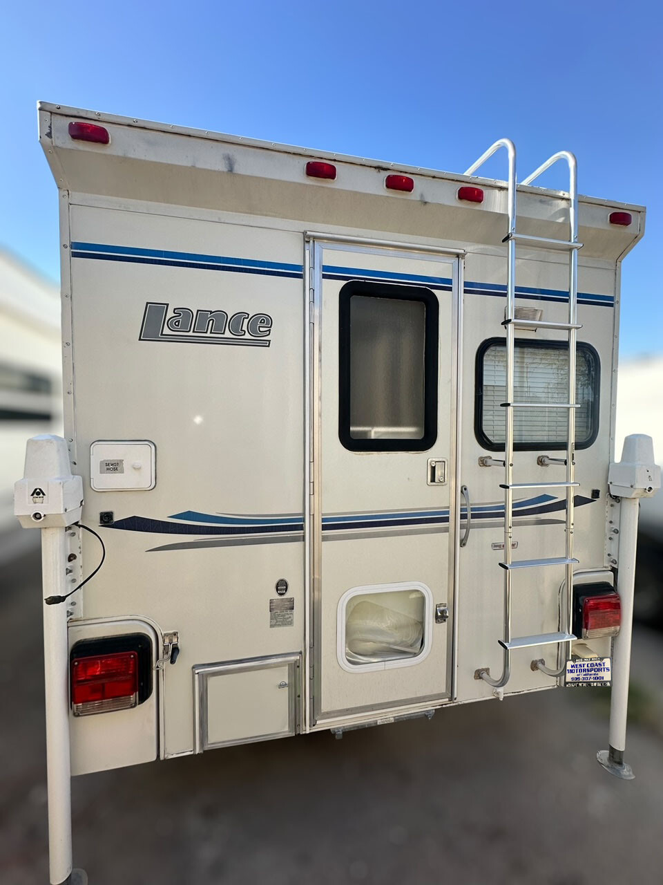 Used 2002 Lance 815 For Sale in Redlands, CA 5031611187 RV Trader